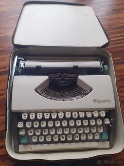 Psací stroj OLYMPIA