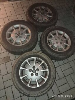 Zimní komplet al kola 16" ORIGINAL NISSAN X-Trail