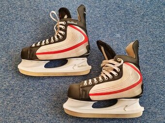 Ledni brusle Crowned Proteam, vel. 43, chrániče