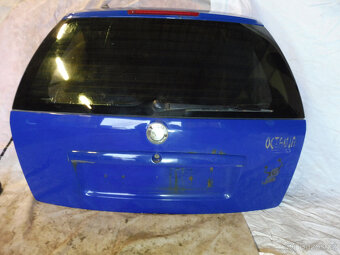 Prodám 5-té dveře na Š-OCTAVIA COMBI 1,v různých barvách