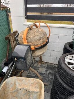 Míchačka stavební