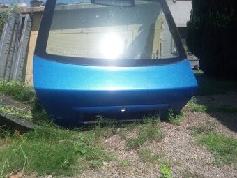 Zadní dveře Škoda Octavia