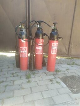 Hasici pristroj CO2, hasicak