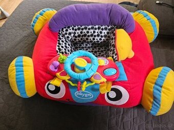 Autíčko playgro pomůcka na sezení.