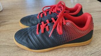 Zanovni salovky Kipsta vel.30, stelka 18,5cm