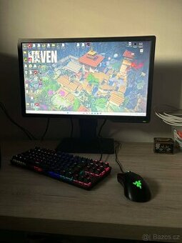 Herní počítač + příslušenství