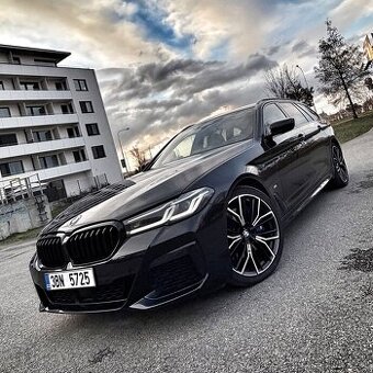 BMW 530d xDrive LCI 210 kW M-Packet | Laser | Pano | Nappa
