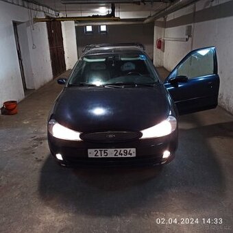 Ford Mondeo mk2. V6 2,5
