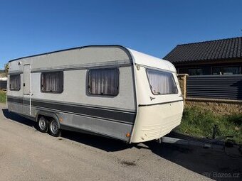 Karavan Fendt - Předstan