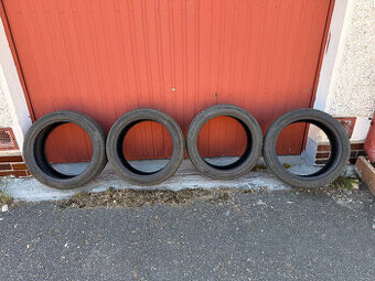 Zimní pneumatiky Barum Polaris 5 225/45 R18