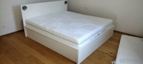 Manželská postel IKEA 180x200 s úložným prostorem