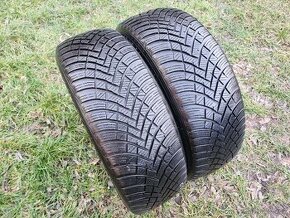 2x Zimní pneu Hankook Wint. I-Cept RS³ - 205/55 R17 XL - 90%