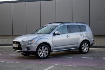 Mitsubishi Outlander 2.2 DI-D TC-SST Instyle,