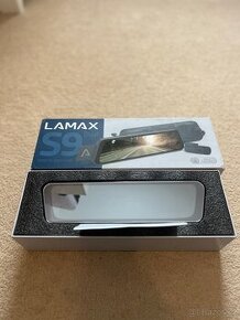 Lamax kamera do auta