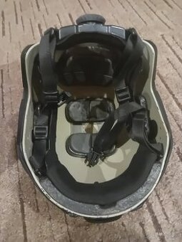 Airsoft helma typu fast