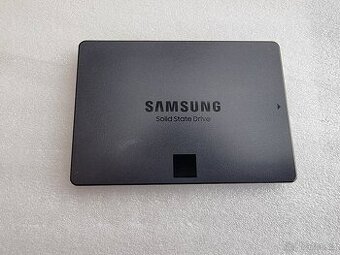 Samsung 870 QVO 1TB - 1