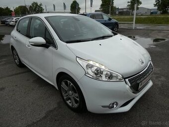Peugeot 208 1.6i 88kW serviska, 2x kola, klima