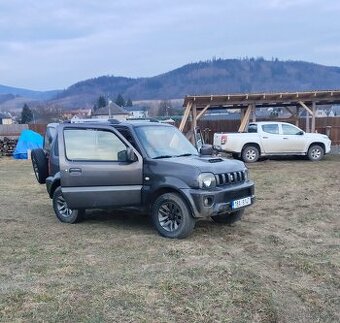 Suzuki jimny 1.3 maximalní výbava v kúži
