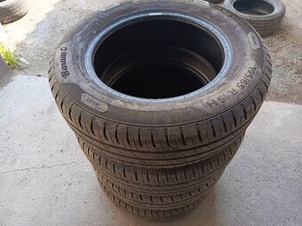 Prodám pneu 195/65R15 Barum r.v.2020