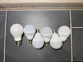 LED žárovky E14, E27