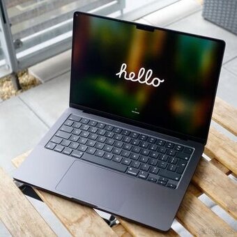 MacBook Air M4 2025 13" 16/256