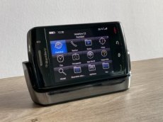 BlackBerry® Storm2 9520 Black, dock, pouzdro