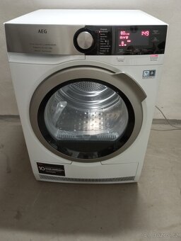 Sušička AEG série 8000