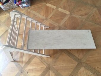Montessori Pickerův trojúhelník a dřevěná houpačka