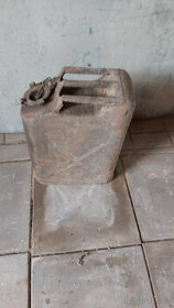 Kanistr USA 20l - 1