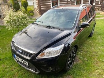 Ford Focus 1.8i 92 kW Black magic