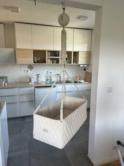 Samohoupací postýlka moonboon
