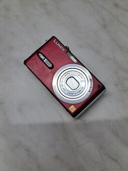2x fotoaparát Panasonic