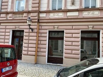 Pronájem nebytových prostorů 135 m2
