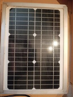 Solární panel s baterií 12V - 1