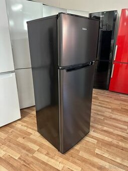 Lednice s mrazákem Amica (206) Zamluveno
