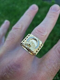 Zlatý prsten - kůň s podkovou 6,88g - (68)