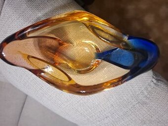 Popelník hutní sklo 6