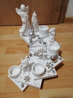 Adventní svícny a dekorace