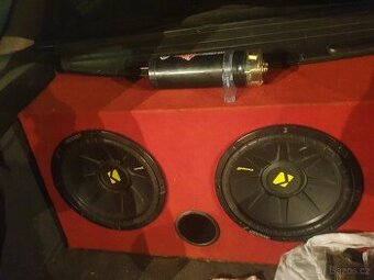 Subofer kicker 2200 wat