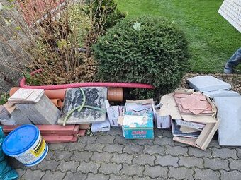 Zbytky ze stavby za odvoz