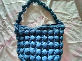 Nová prošívaná kabelká Nikdy nenošená