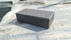 Dlažba luxusní pálená černá Miláno 0 cihelná 200x100x52 mm