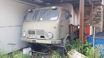 Tatra 805 valník po starší renovaci