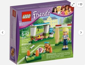 LEGO Friends 41011 Stephanie trénuje fotbal