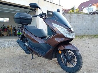 Honda Pcx 125, r. 2016