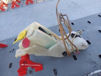 BMW e34,e32 nádobka