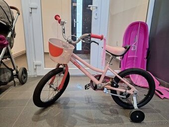 Dívčí kolo ZÁNOVNÍ