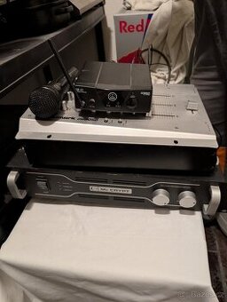 Kompletní DJ sestava zesilovač, mix, mikrofon a reprobedny