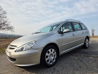 Peugeot 307 SW - NAFTA - 7míst (KUP/ČR) 210TIS/KM