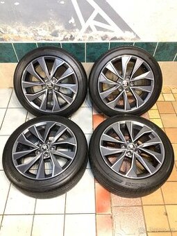 Alu kola Škoda R16 5X100 ZÁNOVNÍ LETNÍ PNEU 215/45 R16 ITALI